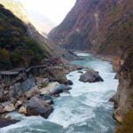 1 Day Tiger Teaping Gorge Private Tour from Lijiang or Shangri-La - The Experience: What Travelers Can Expect