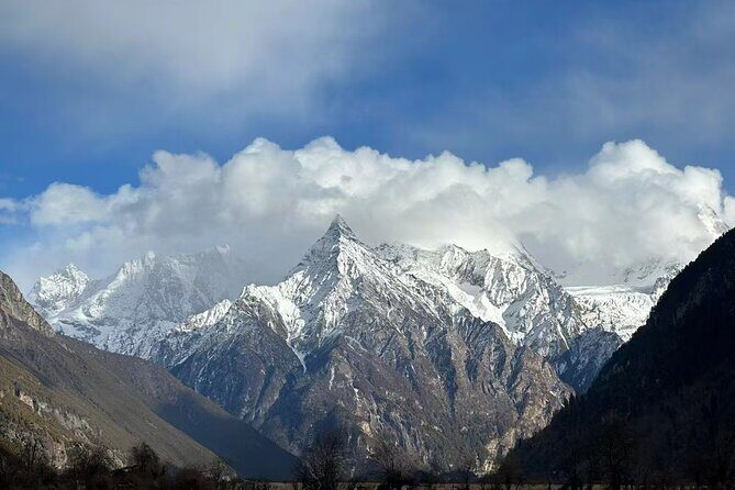 13 Day Classic Tibet Tour on Flight and Soft Sleeper Train - The Itinerary: A Detailed Breakdown