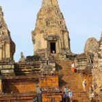 2-Day Eight Temple Tour with Optional Sunrise - Exploring the 2-Day Eight Temple Tour in Siem Reap