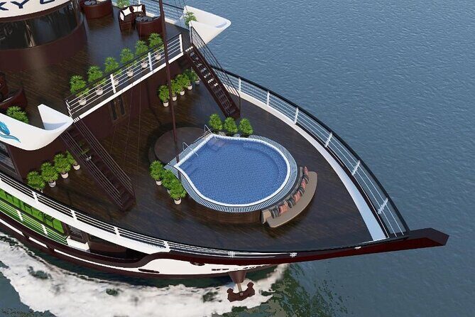 2 Day Guided Cruise Tour in Halong Bay and Lan Ha Bay from Hanoi - Discovering the Wonders of Halong Bay and Lan Ha Bay: A Detailed Review