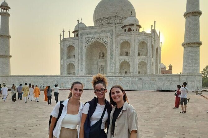 2 Days Overnight Taj Mahal and Agra Tour From Delhi - A Closer Look at the Two-Day Itinerary