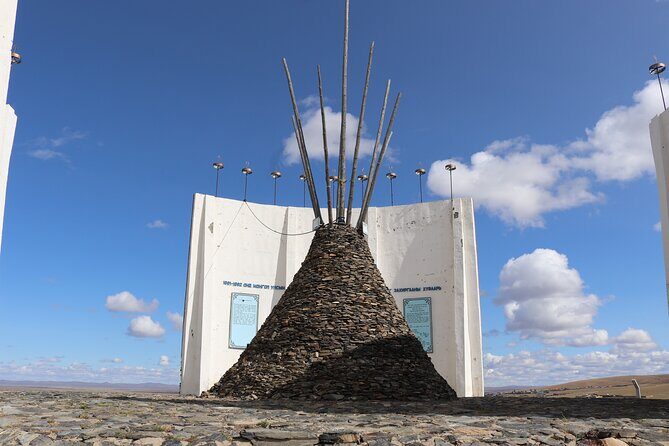 3 Day Tour to Kharkhorin and Mini Gobi with Camel and Horse Ride - A Deep Dive into the 3-Day Mongolian Adventure