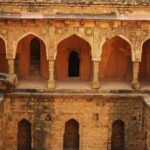 3-Hour Mehrauli Archaeological Park Ruins Walking Tour Delhi - Authentic Stories and Haunted Spots