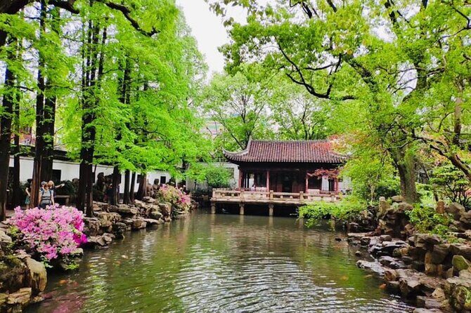 4-Hour Shanghai Highlight Tour: Yu Garden and Jade Buddha Temple - Why Travelers Love This Tour