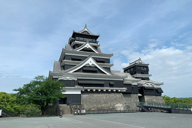 6-Hour Tour: Pick 2 Kumamoto Castle, Castle Town, Suizenji Park - Who Will Love This Tour?