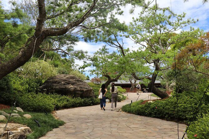 8-Day Around Taiwan Private Tour - Authentic Experiences and Authentic Comfort