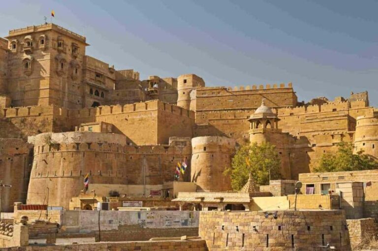 8-Day Golden Triangle Tour w/ Jaisalmer  Heritage & Desert - The Step-by-Step Experience: What You Can Expect