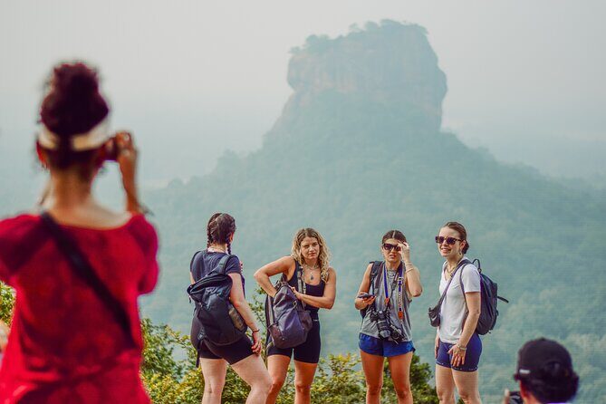 8 Day Private Sri Lanka Tour with Chauffeur - What Travelers Love About This Tour