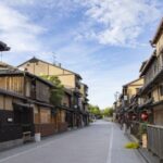 A Stroll Through Old Kyoto Geisha at Dusk - Why This Tour is a Great Choice