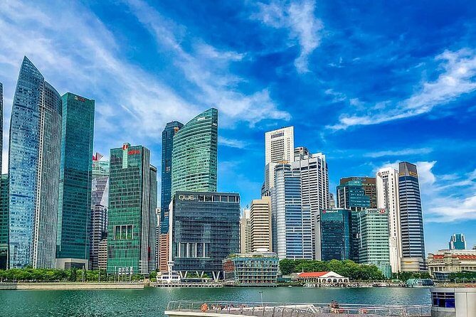 Airport Transfer: SIN Airport to Singapore by Business Car - Who Will Benefit Most?