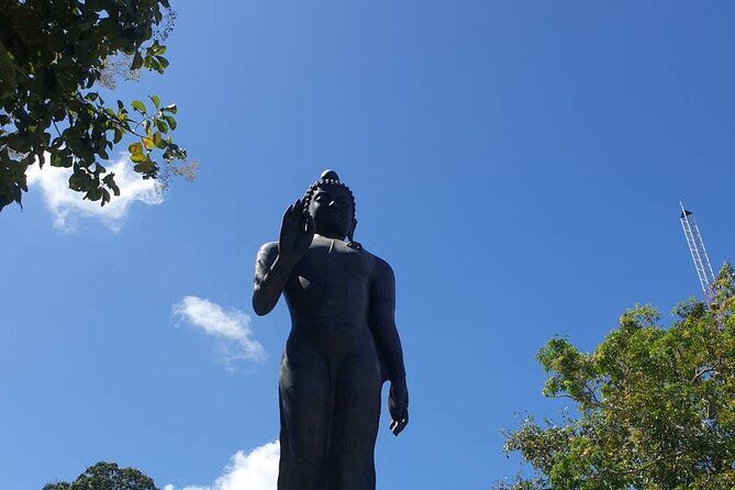 Akha Hill Tribes, Chiang Saen, Mae Sai & Golden Triangle Day Tour - Authenticity and Tips for Travelers