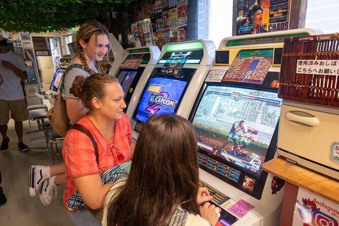 Akihabara Maid Cafes and Anime Song Bar Visit with Japanese Otaku - A Closer Look at the Akihabara Otaku Tour