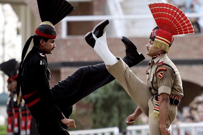 Amritsar 1 Day Guided Tour-Golden Temple, Jalliawala Bagh, Wagah - Who Should Consider This Tour?