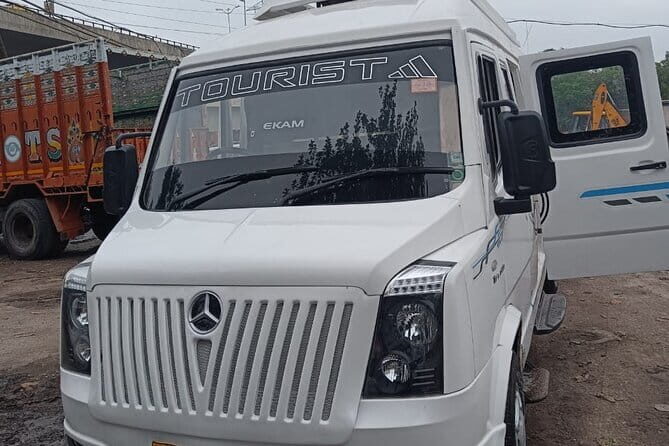 Amritsar Day Tour - Golden Temple / Jallianwala Bagh / Wagah - Visiting Jallianwala Bagh: A Site of Reflection