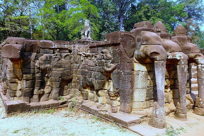 Angkor Wat Full Day Tour in Siem Reap Small-Group - A Deep Dive into the Angkor Wat Experience