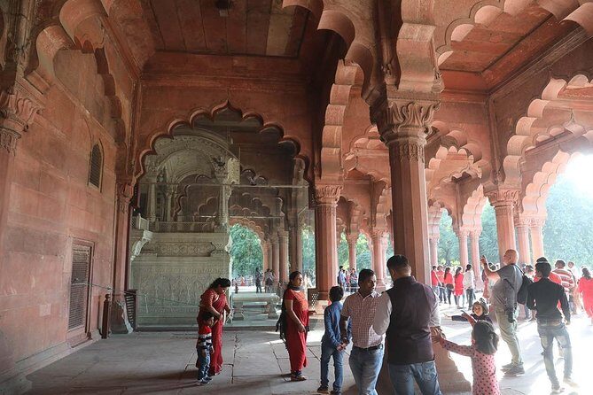 Audio Guided Tour Of Red Fort, Delhi on HopOn India App - The Sum Up
