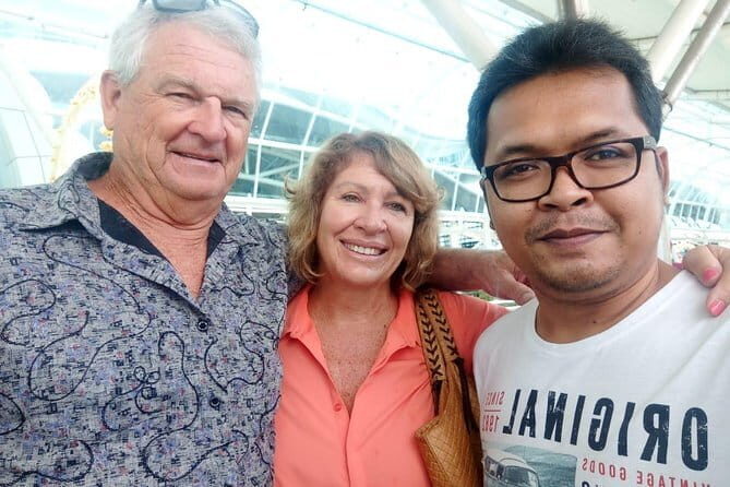 Bali airport transfer check in or check out Seminyak area - Why Choose This Service?