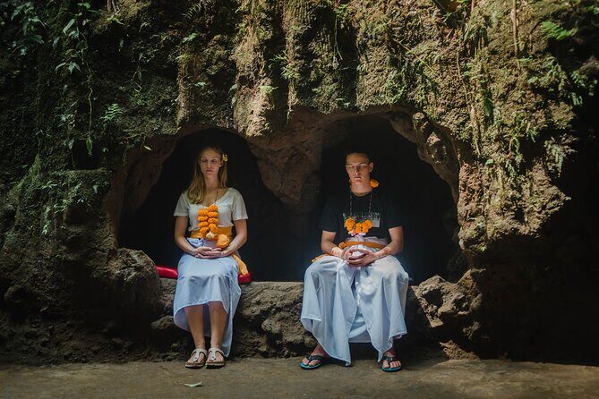 Bali Spiritual: Palm Reading, Purification, and Healing - A Deep Dive into the Bali Spiritual Tour
