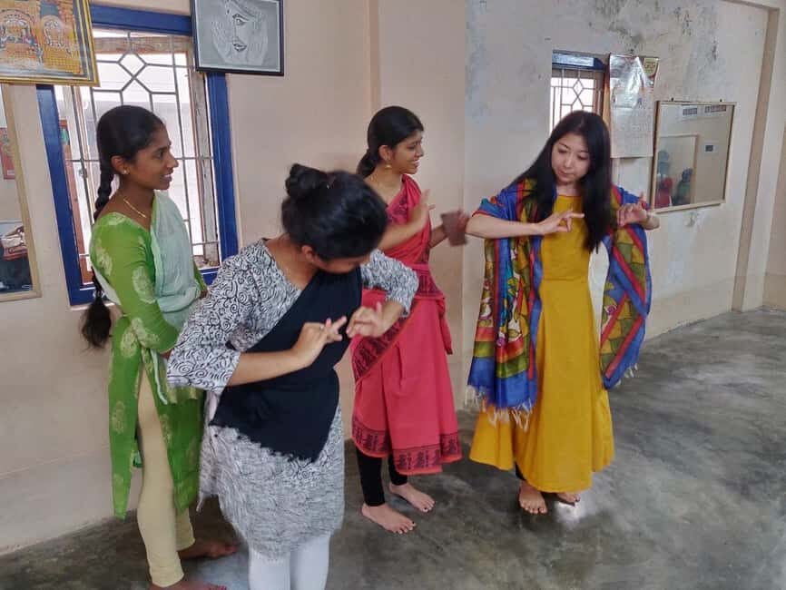 Bangalore: Bharatanaytam Indian Classical Dance Experience - The Training Component: Learning the Language of Dance