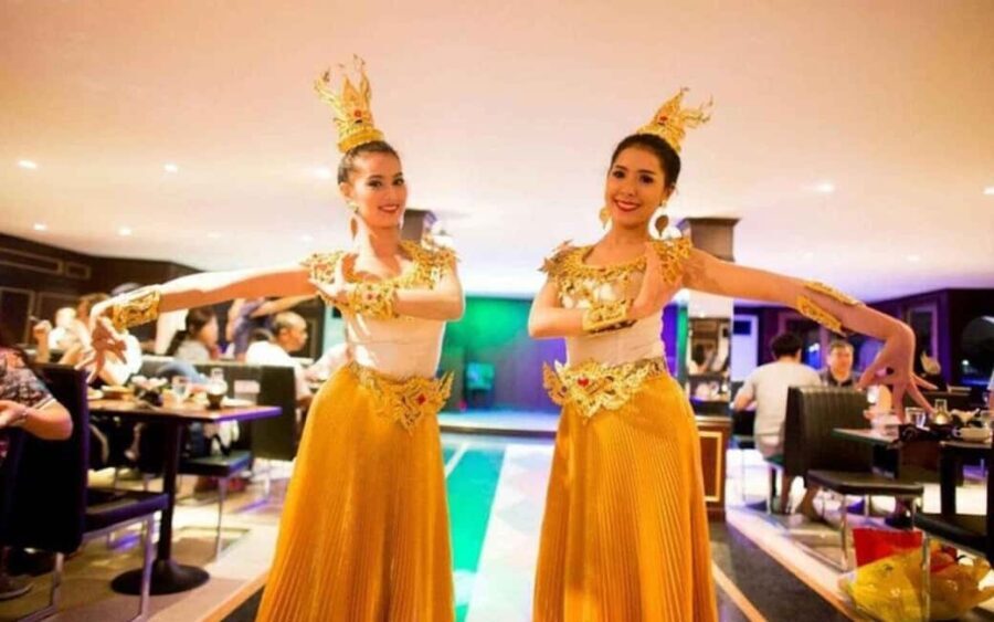 Bangkok: Luxury White Sunset or Dinner Cruise with Beer - Authentic Experiences from Reviews