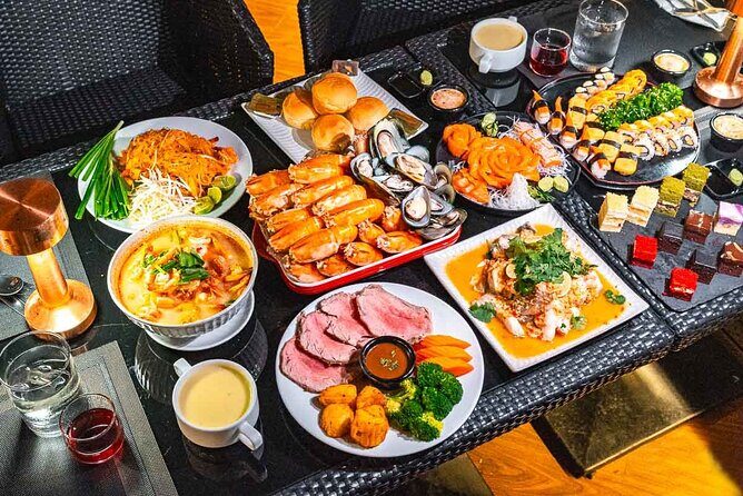 Bangkok Opulence Dinner Cruise Live Band - Who Should Book This Experience?