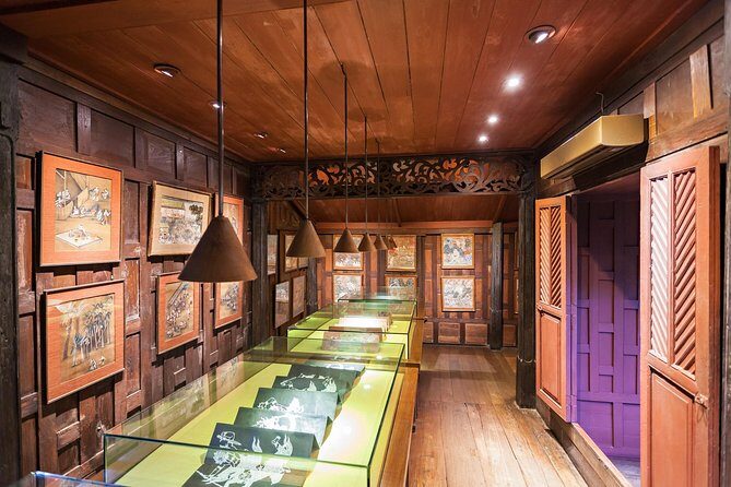 Bangkok Tuk Tuk Walk & Temple Tour With Wat Pho, Arun & Traimit - Who Will Appreciate This Tour?