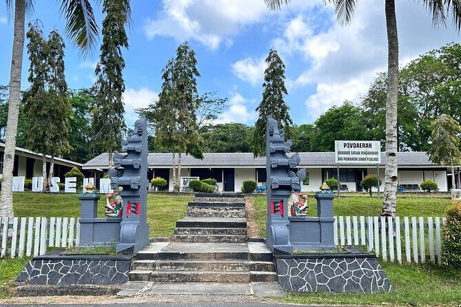 Batam Heritage Tour with Singapore Ferry Ticket, Lunch & Massage - Authenticity and Value