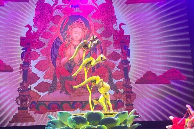 Beijing Red Theater Acrobatic Show with Private Transfer Service - Who Will Love This Tour?
