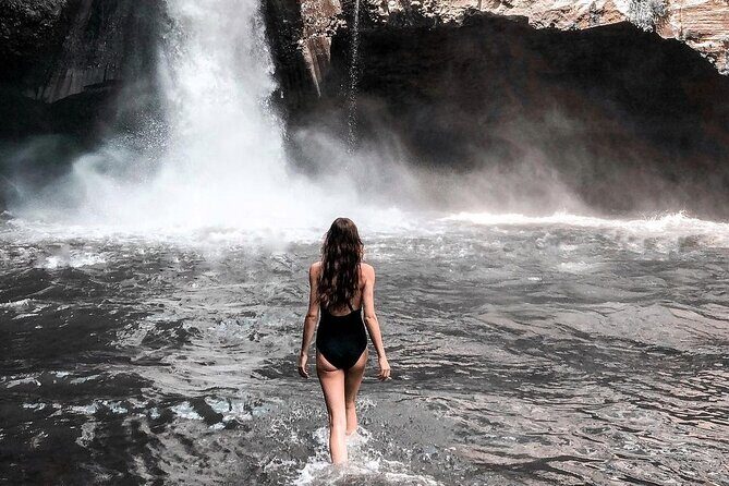Best of Ubud Waterfalls, Tegalalang Rice Terrace & Jungle Swing - The Sum Up