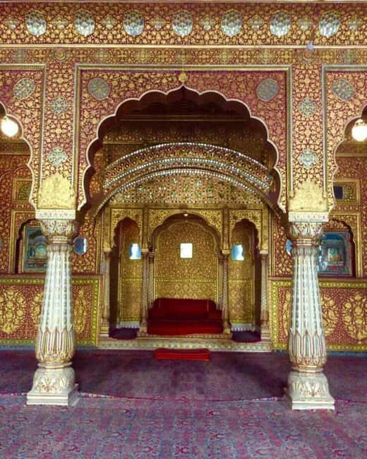 Bikaner: Full-Day Sightseeing Tour with Karni Mata Temple - Junagarh Fort: A Fortress That Never Fell