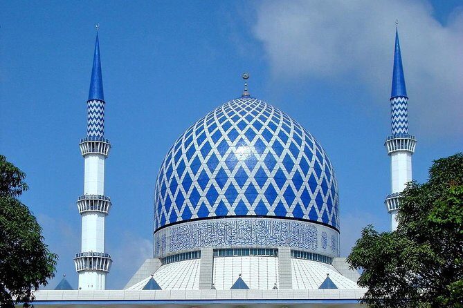 Blue Mosque And Batu Caves Tour - The Itinerary in Detail