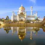 Brunei Half Day City Tour with Royal Regalia & Sultan Omar Ali Saifuddin Mosque - Who Should Consider This Tour?