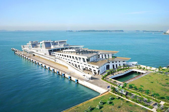 Changi Airport (SIN) to Marina Bay Cruise Centre (MBCC) Singapore - Who Is This Tour Best For?
