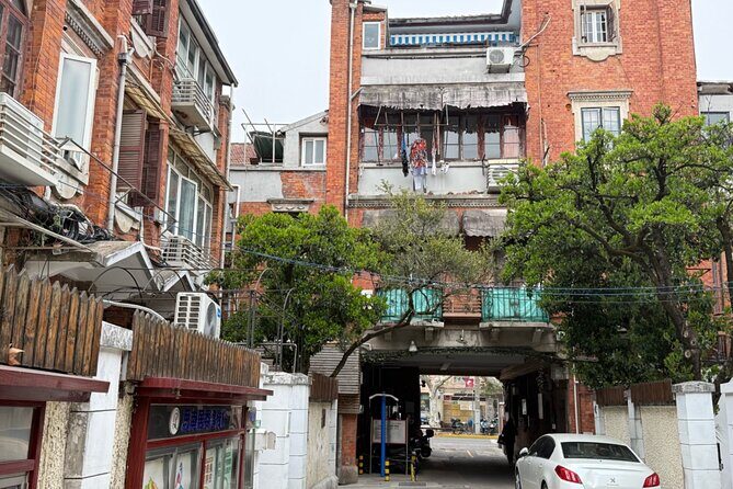 Charming Shanghai French Concession Mini-group Walking Tour - A Deep Dive into the Shanghai French Concession Tour