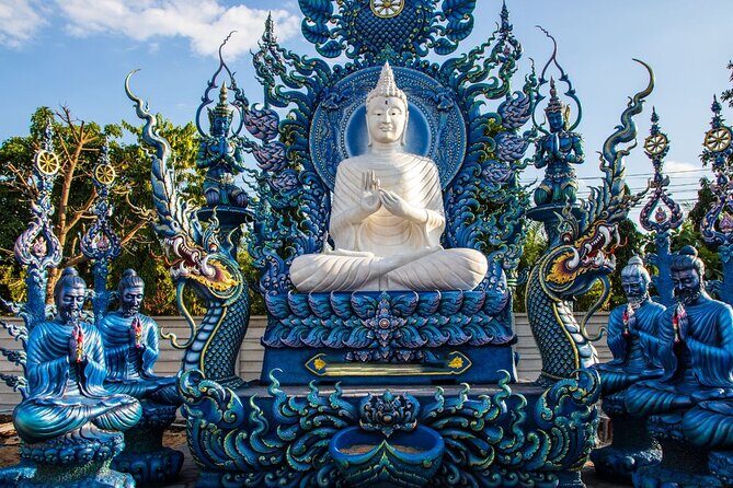 Chiang Rai White Temple Blue Temple and Hill Tribe Village Tour - Key Points