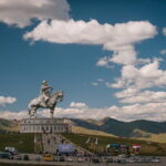 Chinggis Khaan Statue Complex and Sain Nomun Monastery Tour - Who Is This Tour Best For?
