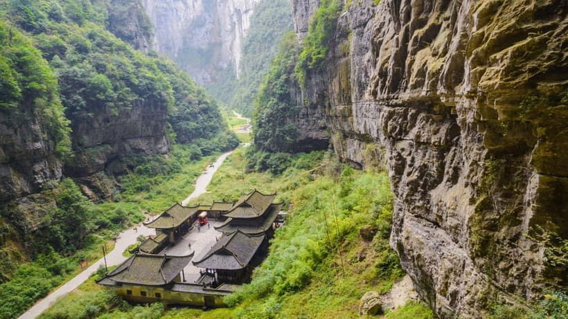 Chongqing: In Depth 4 Day Semi-Guided Tour - Day 2: The Natural Marvels — Wulong and Wujiang River