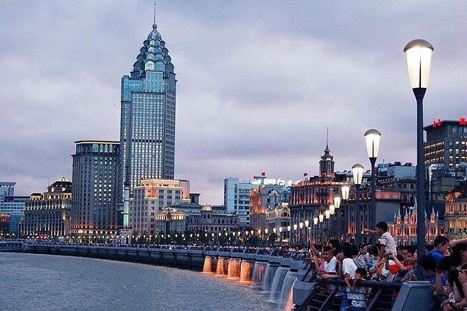 Coach Day Tour: Classic and Modern Shanghai with Lunch - Who Will This Tour Suit Best?