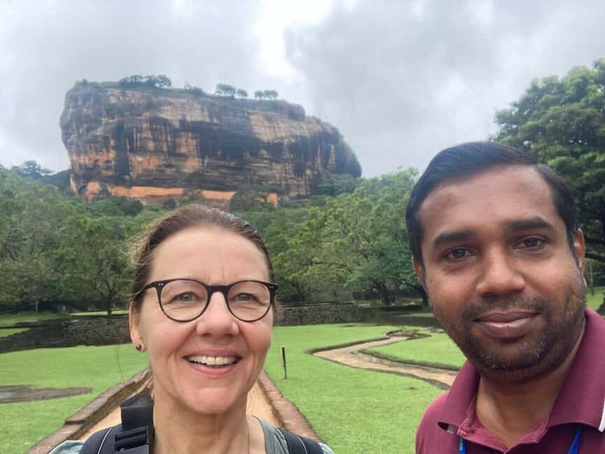 Colombo: 10Day Sri Lanka Tour - Temples, Tea & Ocean Bliss - What Makes This Tour Stand Out?