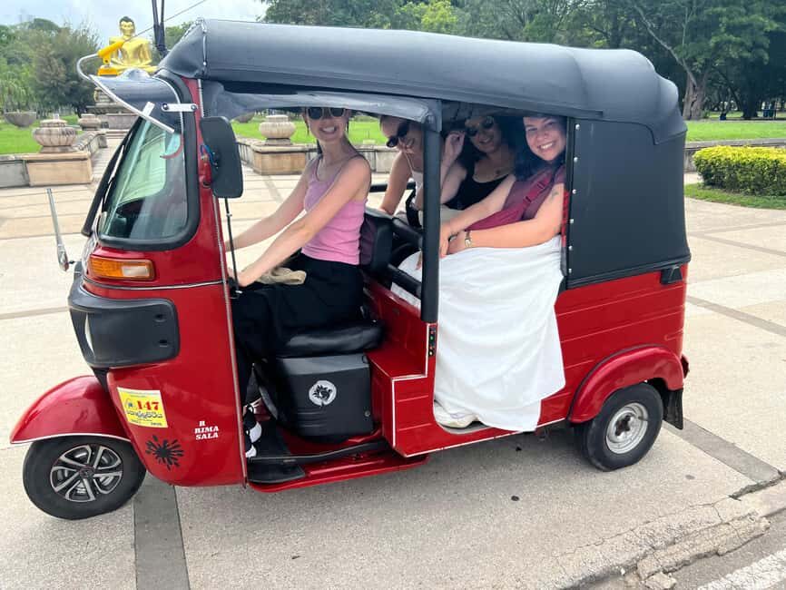 Colombo: Private Tuk-Tuk City Tour with All Entry Fees - Practical Tips for Your Tuk-Tuk Adventure