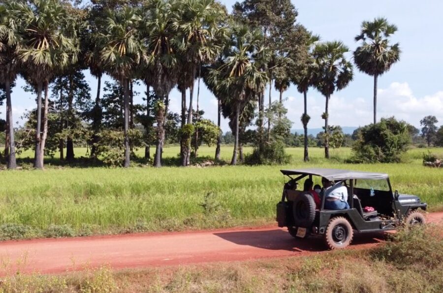 Countryside & Floating Village Tour by vintage jeep - Who Should Consider This Tour?