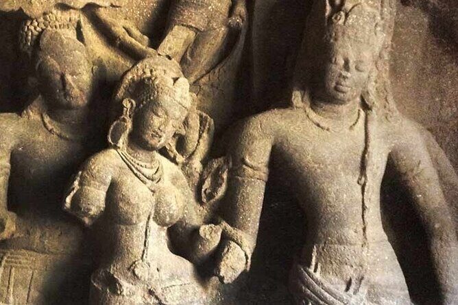 Daily Shared Elephanta Caves Group Tour with Chai and Snacks - Exploring the Elephanta Caves: A Closer Look