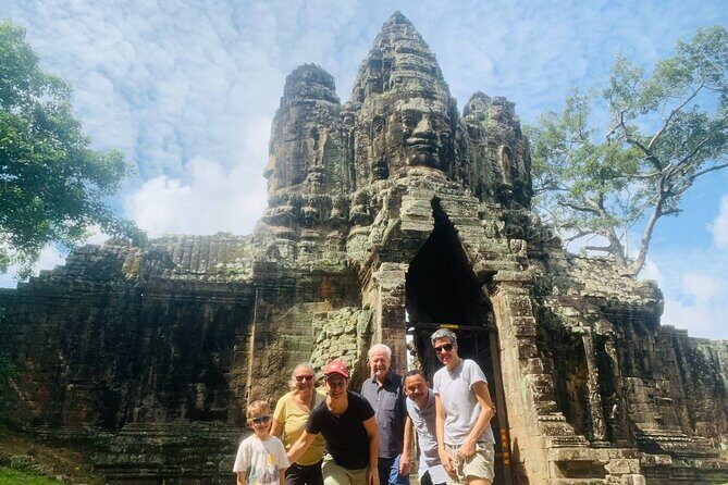 Day trip Phnom Penh to Siem Reap & Return back - Logistics and Comfort