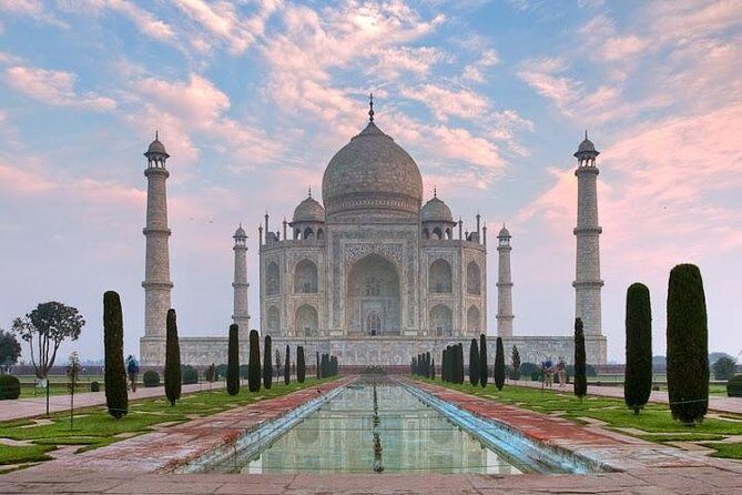 Day Trip to The Taj Mahal and Agra from Pune with Both Side Commercial Flights - The Details: What to Expect on This Day Trip