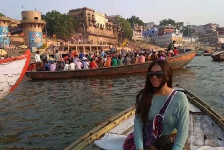 Delhi: 1 Day Varanasi Tour with Flight & Sacred Boat Ride - Who Should Consider This Tour?