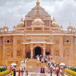Delhi: Akshardham Temple Tour and Musical Fountain Show - Exploring the Temple’s Architectural Grandeur
