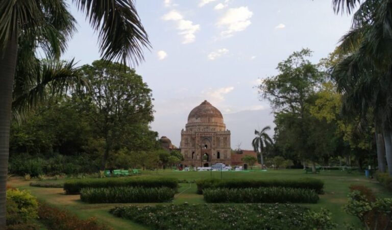 Delhi: Guided City Half-Day Sightseeing Tour - Practical Information