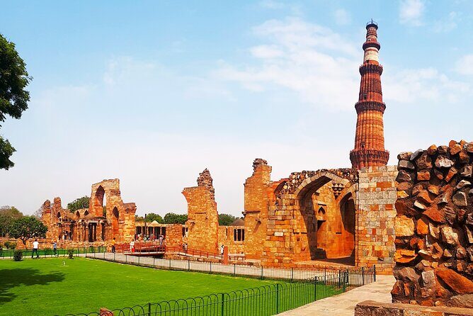 Delhi Local tour with Taj Mahal, 2 Days Tour (All inclusive) - Authentic Experience Beyond the Sightseeing