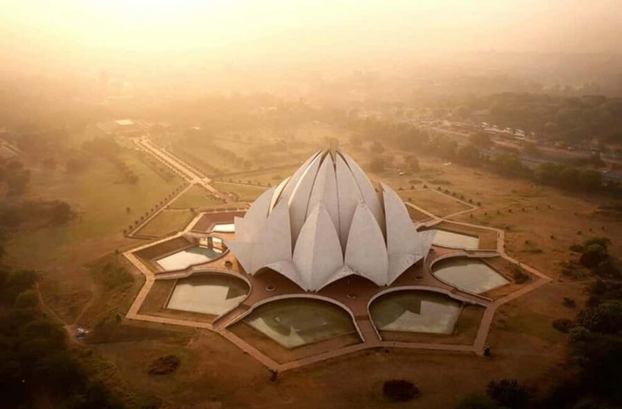 Delhi: Lotus Temple Private Guided Tour with Transfer - The Experience: What to Expect from This Tour