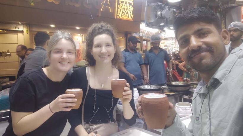 Delhi: Old Delhi Food Tour with Spice Market, temple, mosque - Authenticity and Cultural Insights